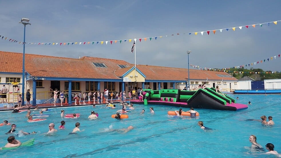 Best lidos and outdoor swimming pools: Stonehaven pool Aberdeen